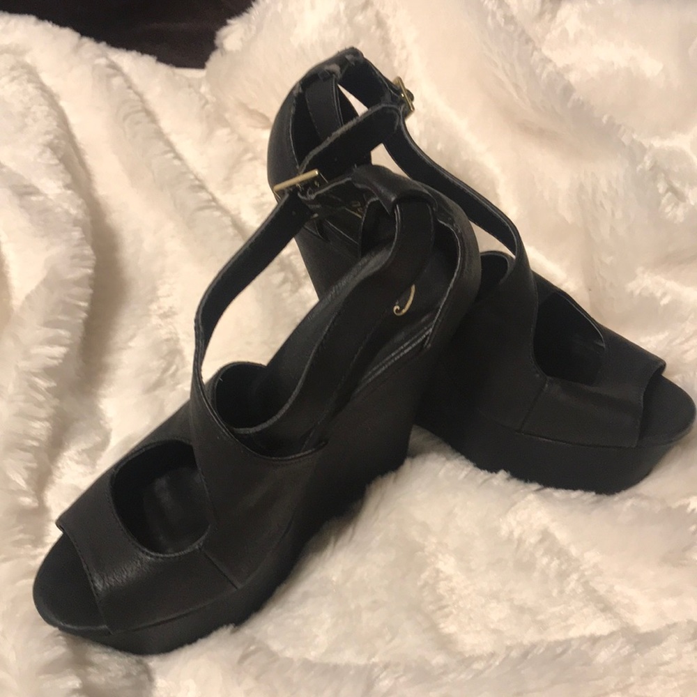 Black Wedge Candies